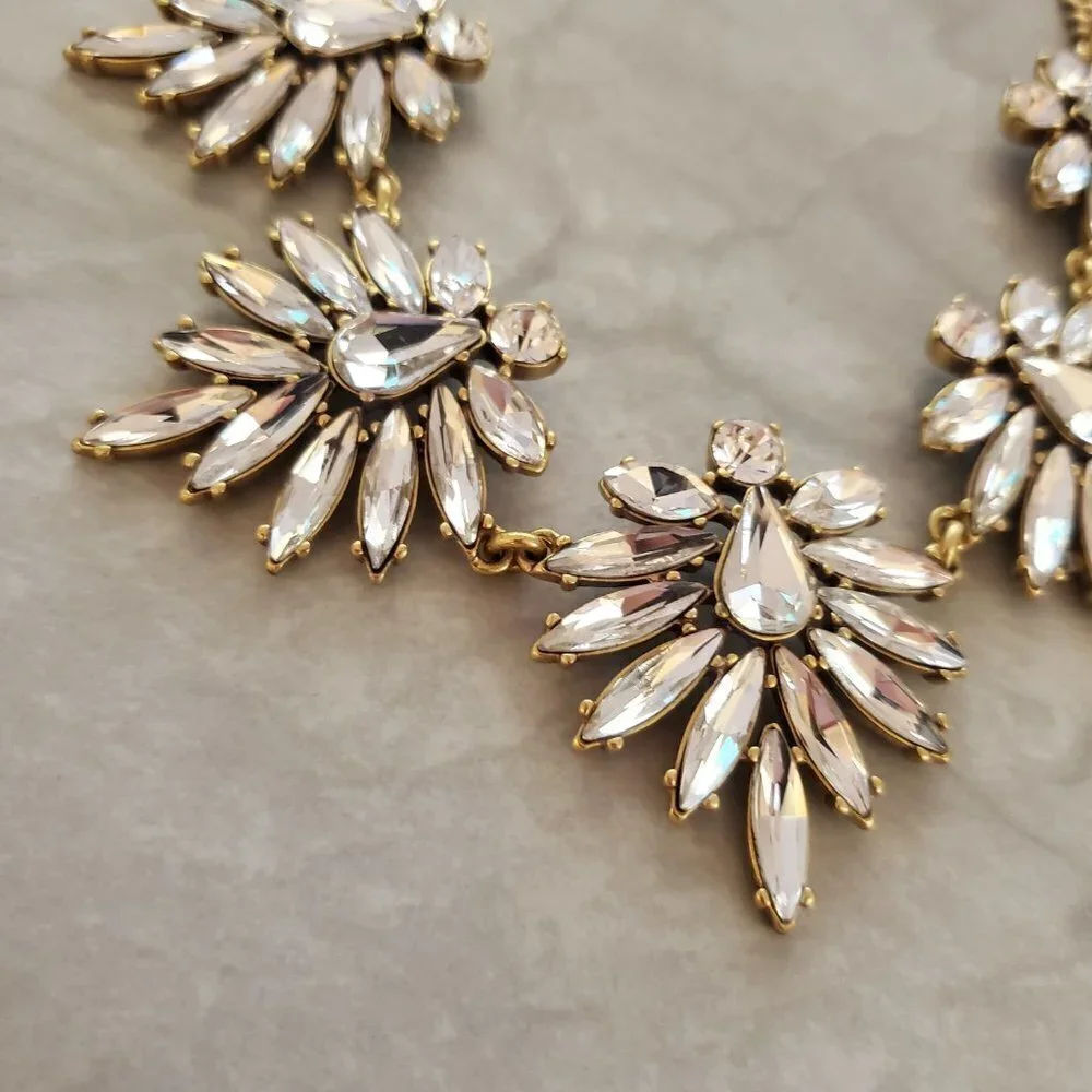 ✨ J.Crew Rhinestone Crystal Cluster Statement Bridal Wedding Necklace ✨ - Picture 6 of 14